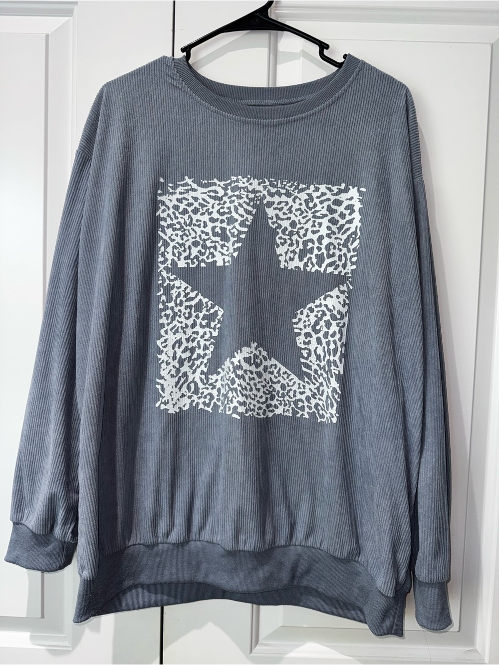 SHEIN Gray Star Print Scoop-Neck Sweatshirt